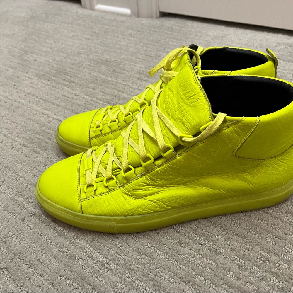 Rare Neon Yellow Mens Balenciaga Arena Volt Leather Sneakers - Picture 3 of 4